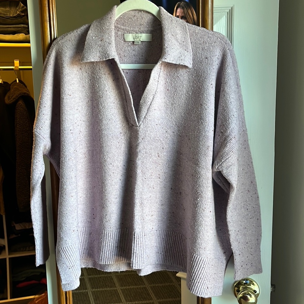 Loft poncho with collar